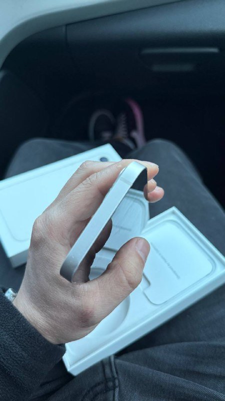 iPhone 13 белый 5