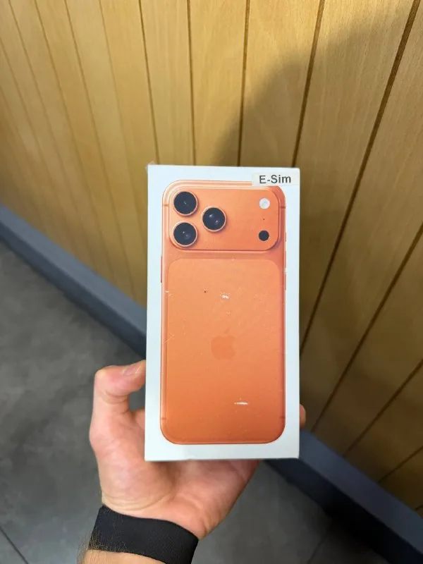 iPhone 16 Pro Max 256 GB eSIM 1