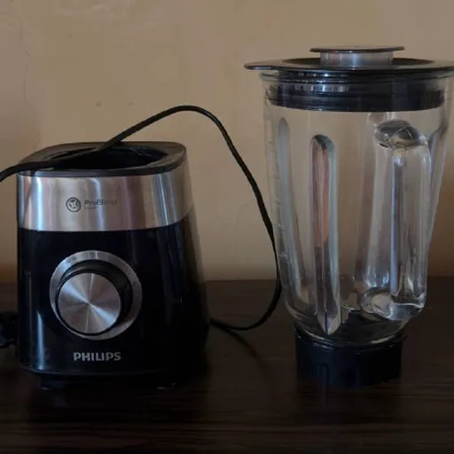 Блендер Philips HR2228/90