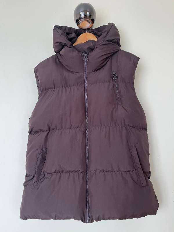 Жилет с капюшоном размер M