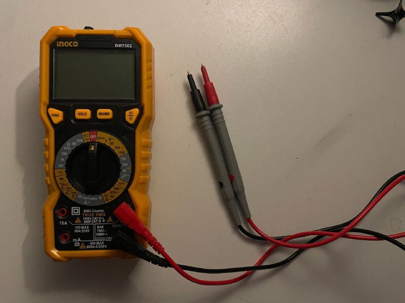 тестер INGCO DM7502