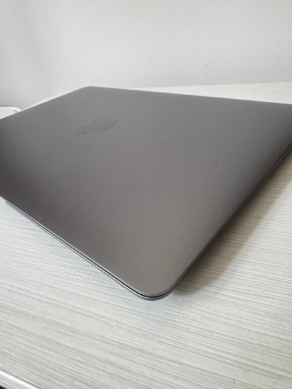 Apple MacBook Air 13” 2020 8 ГБ SSD 256 ГБ 8