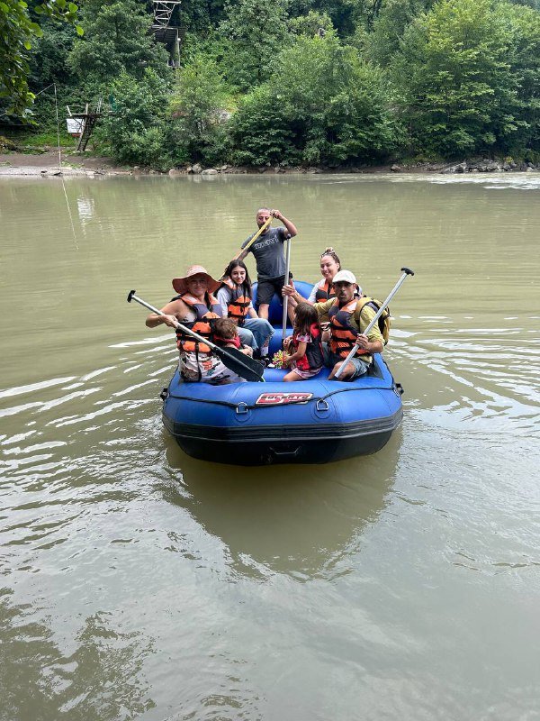 Отдых на природе у водопадов с рафтингом и развлечениями 4