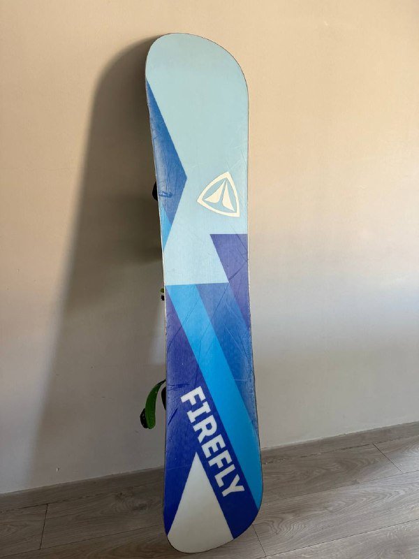 Сноуборд, куртка, ботинки, штаны, чехол, шлем 2