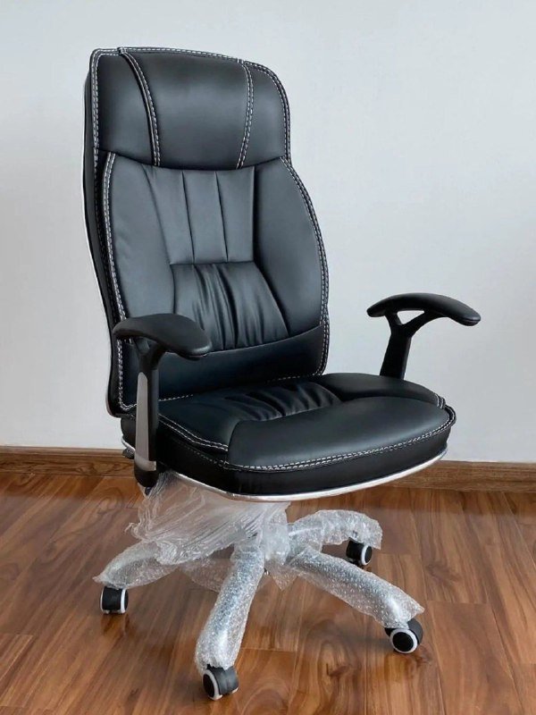 Компьютерное офисное кресло