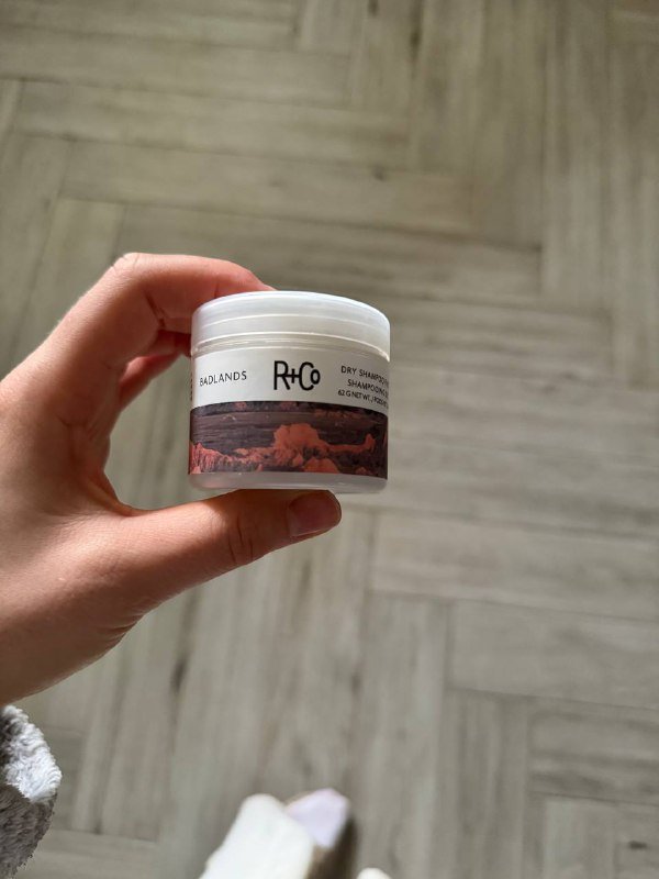 R+CO Badlands сухой шампунь и паста для волос