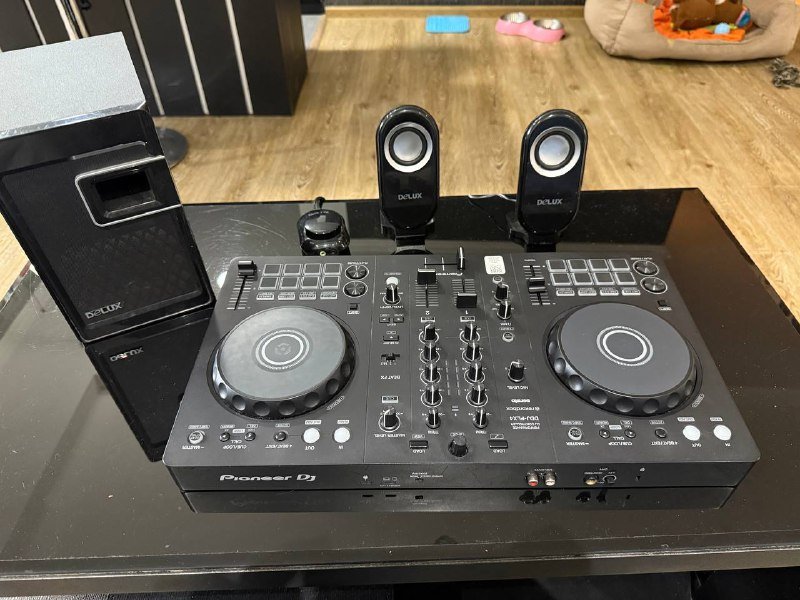 DJ-контроллер Pioneer DDJ-FLX4, Акустика Delux 2.1