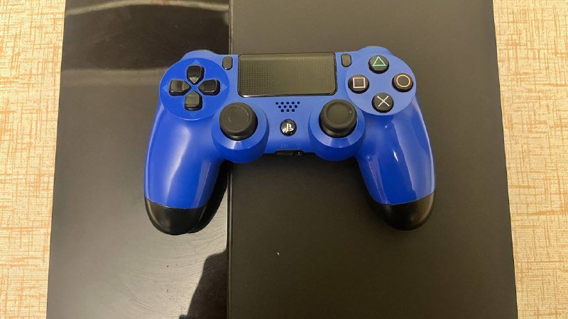 Игровая приставка PS4 fat, геймпад, игра Just Dance 6