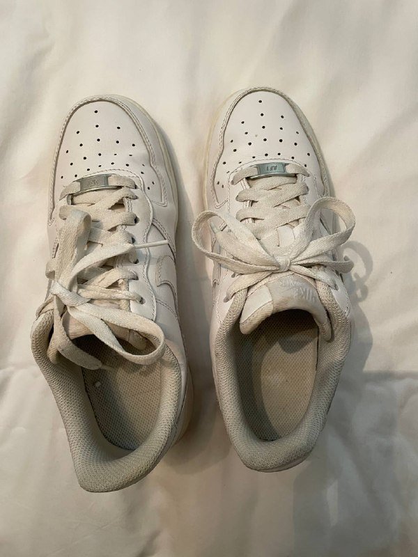 Белые классические кроссовки Nike Air Force 1