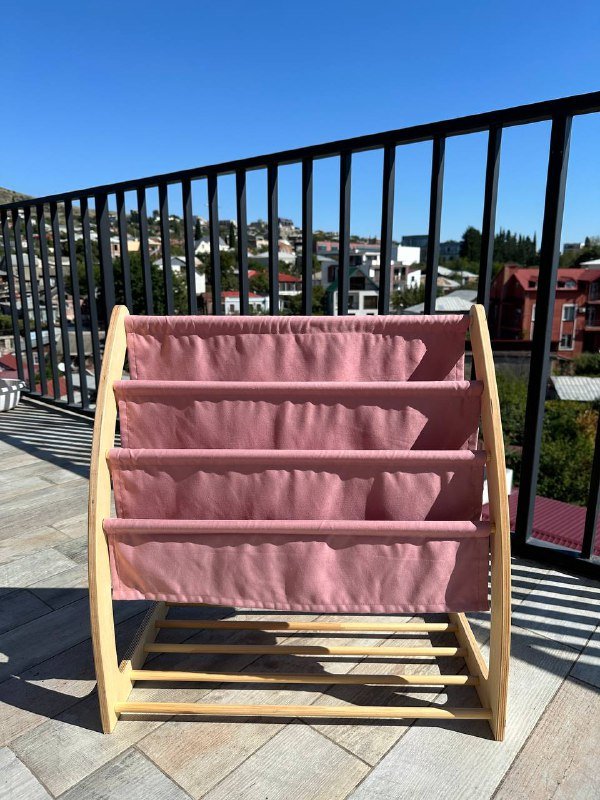 Детская книжная полка