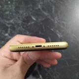 Iphone 11 64 GB Yellow 6