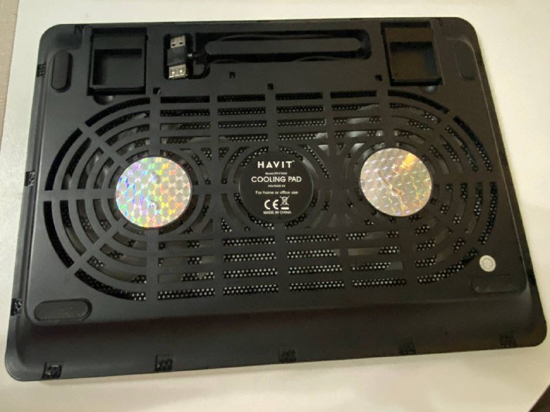 Охлаждающая подставка для ноутбука HAVIT с подсветкой 3