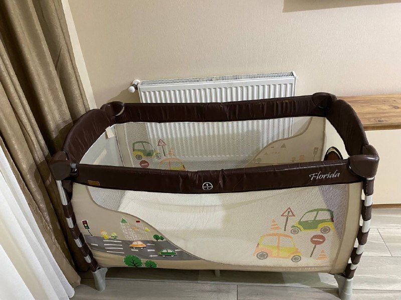 Кровать-манеж с матрасом и аксессуарами 2