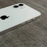 iPhone 12 4