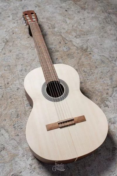 Гитара классическая Alhambra Laqant College 2