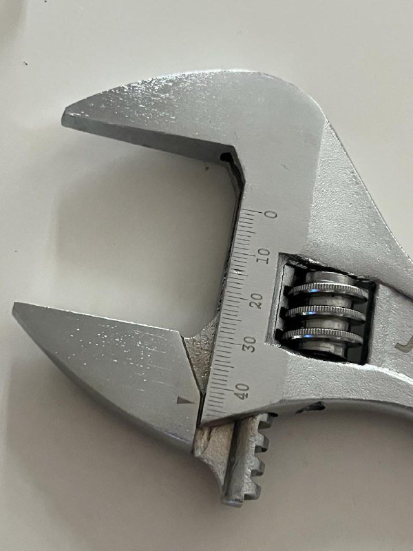 Мышка Genius Ergo 9000S для подключения к трем устройствам 3