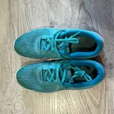 Кроссовки Nike Revolution 4 1