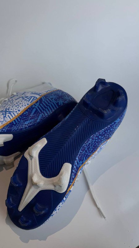 Новые бутсы размер 41 3