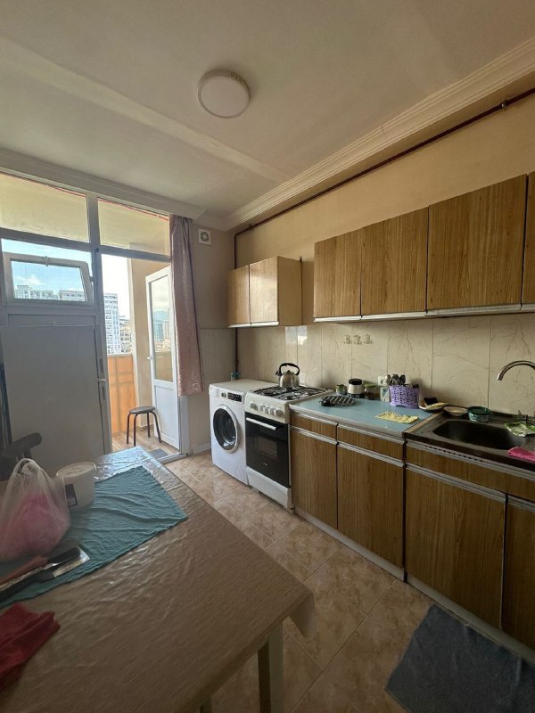 Квартира 3 комнаты в Батуми, аренда 5