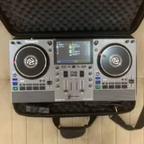 DJ-контроллер Numark Mixstream Pro Go 1
