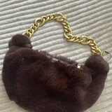 Коричневая меховая сумка 2