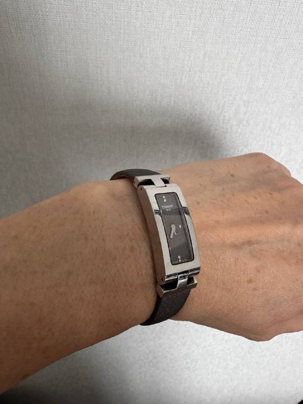 Швейцарские женские часы Tissot 3