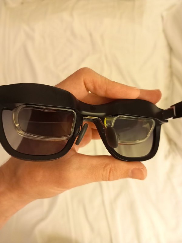 Xreal Air 1 очки и Beam Pro смартфон 8/256 3