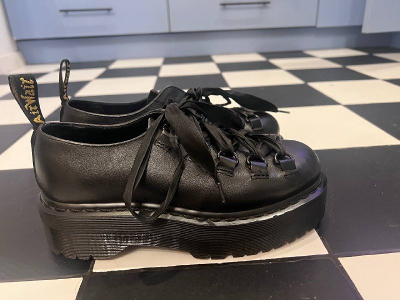 Dr Martens женские черные ботинки размер 37 4