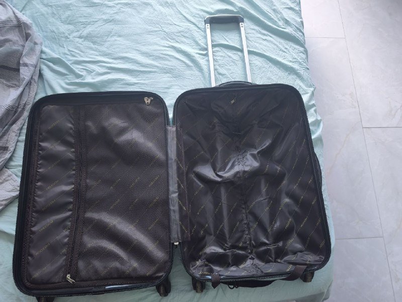 Чемодан с кодовым замком 6