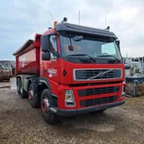 Volvo 520 2009 1