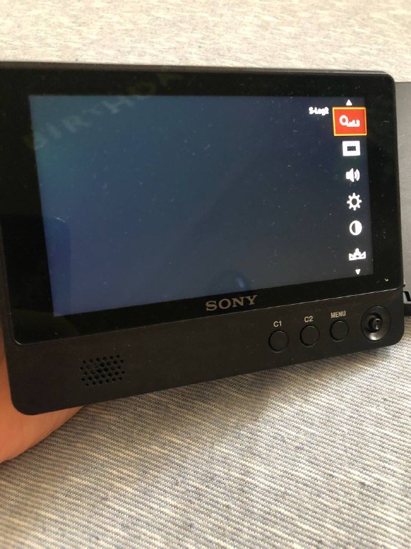 накамерный монитор Sony CLM FHD5 6
