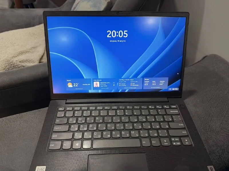 Lenovo V14 G2 ITL ноутбук