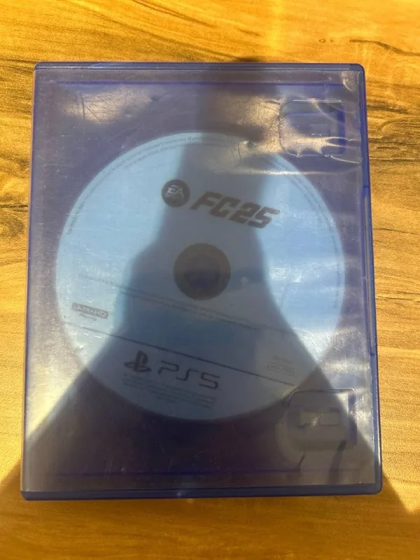 FIFA 25 disc for PlayStation 5