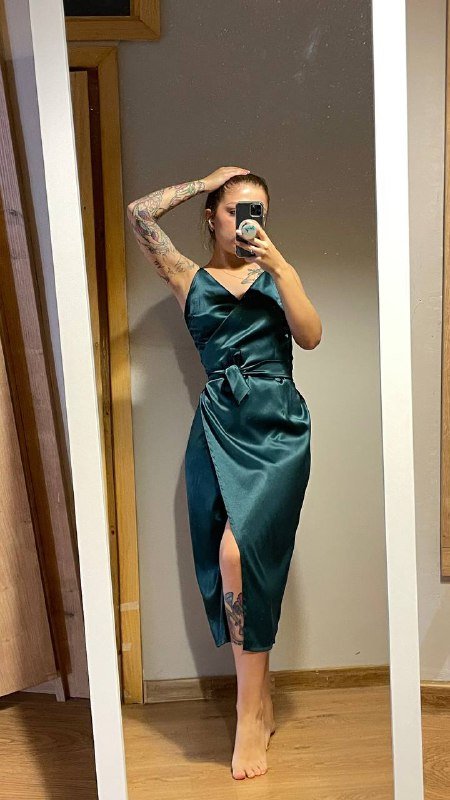 Платье бежевое бэбидолл, Комбинезон бирюзовый, Зеленое платье со сборкой, Вечернее зеленое платье, Черное платье с завязками 7