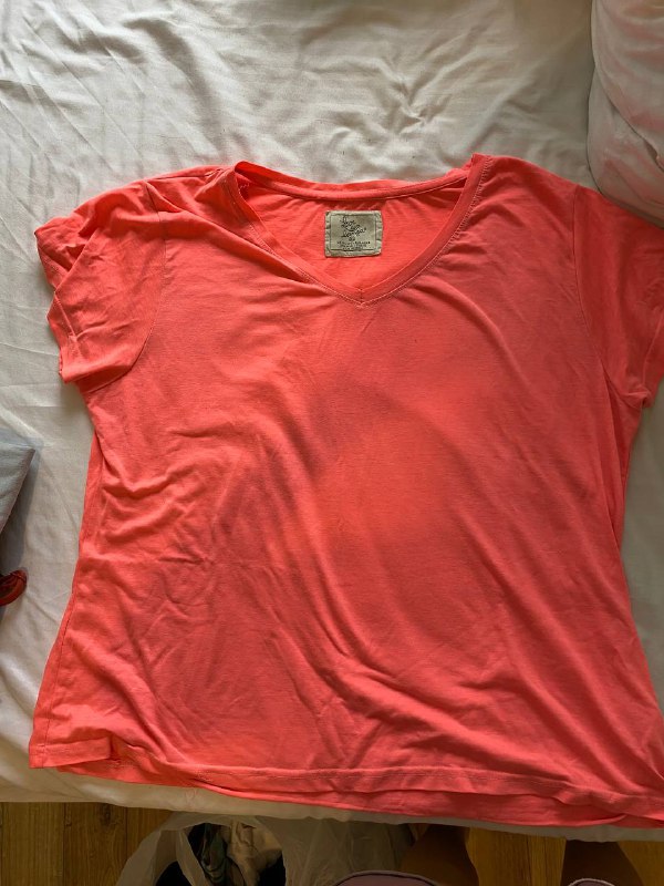 Купальник, футболки, лосины, рубашка, консилер 4