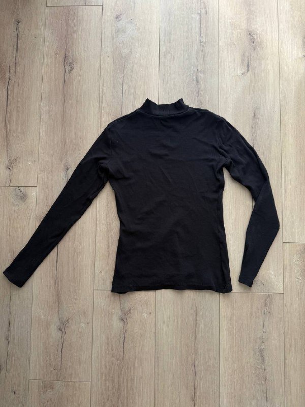 Юбка/шорты Zara, Водолазка, Корсет Zara, Топ Zara, Юбка/шорты, Боди, Сапожки Celine, Цепочка, Браслеты guess 2