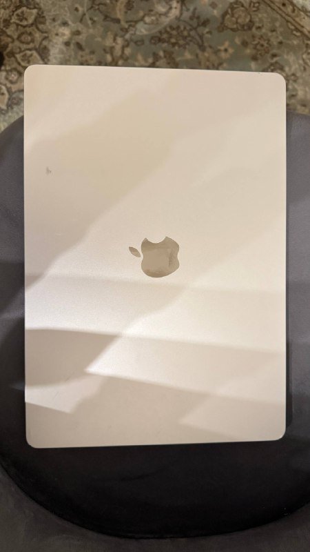 MacBook pro M2 18gb RAM 15 inch 2023 2