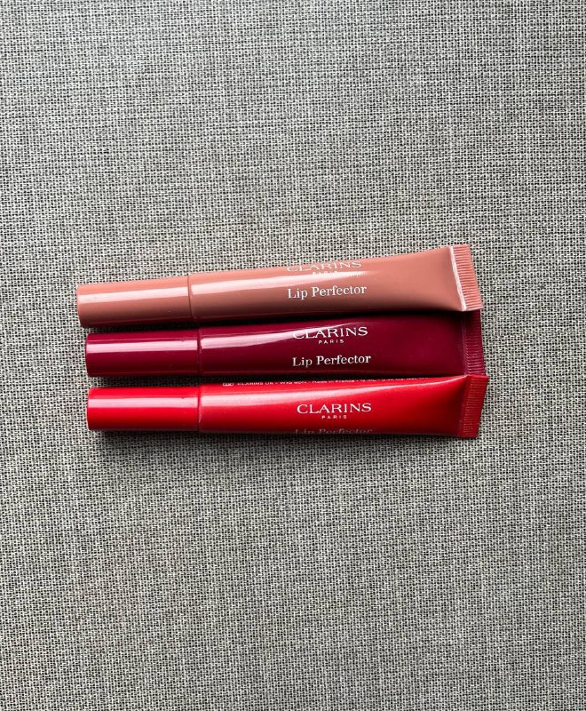 Блески Clarins, платья и блузки Lime, юбка карандаш, льняная жилетка