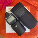 Вспышка Godox V-1 for Canon 2