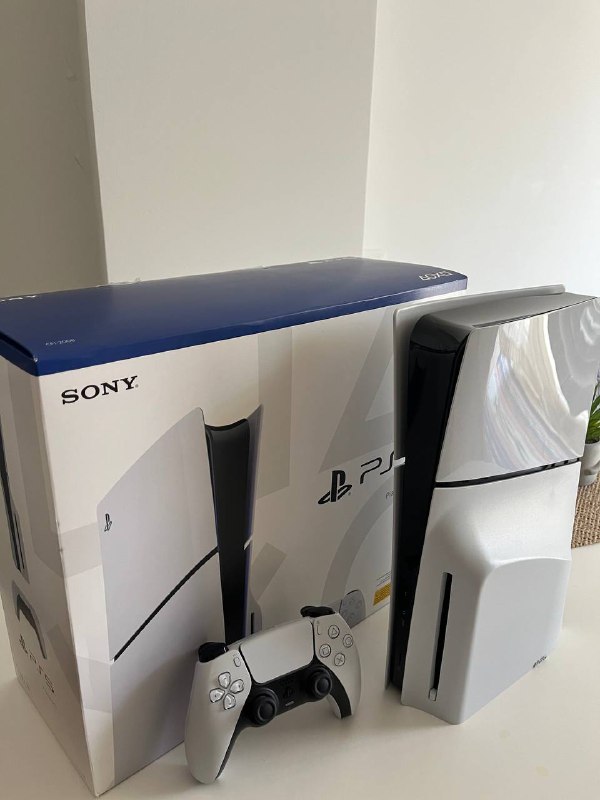 PS5 1TB, 2 геймпада