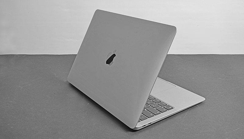 MacBook Air 13 M1 8GB 256GB SSD серебристый 1