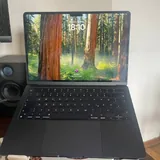 Apple MacBook Air M2 2022 2