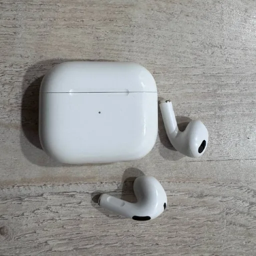 Apple AirPods 3
