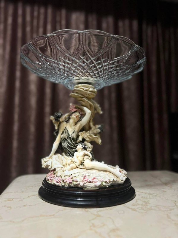 Дорожка, две винтажные вазы 6