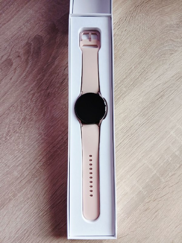 Samsung Galaxy Watch 5 40mm розовое золото