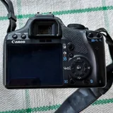 Canon EOS 450D с объективом Canon EF 75–300mm 2
