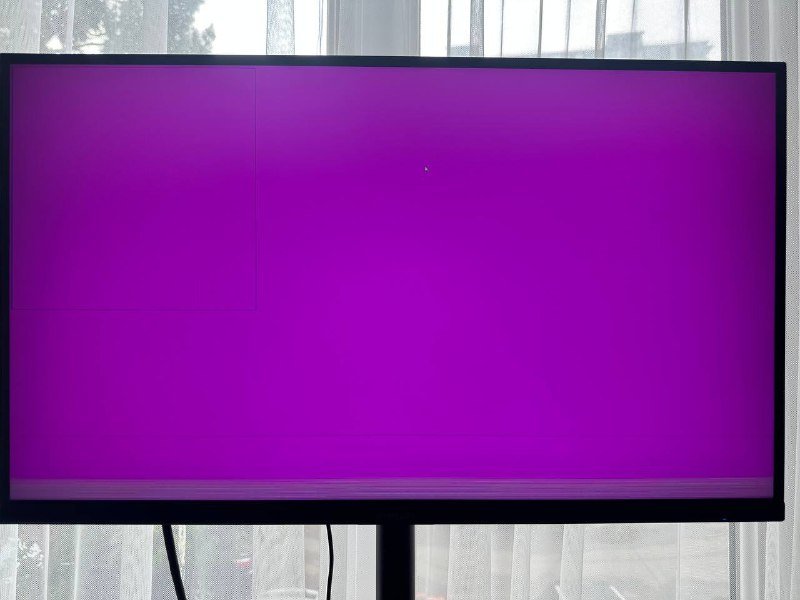 Монитор 27" QHD Samsung LF27T700QQIXCI 9