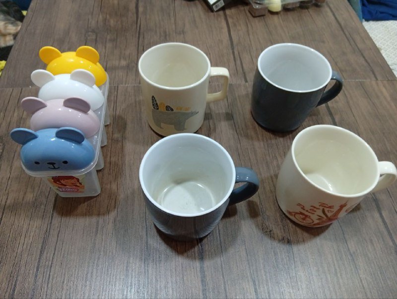 4 кружки и формочки для мороженого