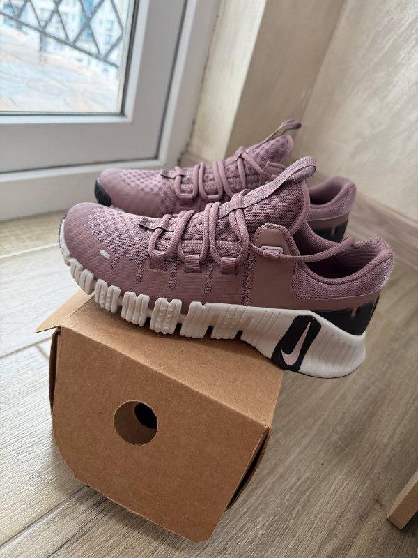 Кроссовки Nike Metcon 5 женские 37 размер 3