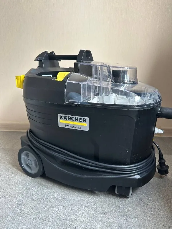 Karcher Puzzi 8/1 моющий пылесос 1